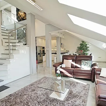 Every Sky Kopernika 3 *