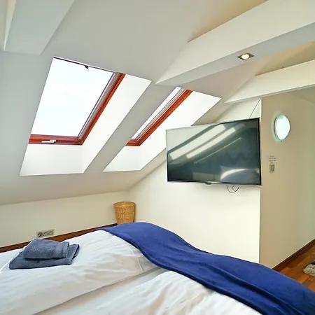 Every Sky Kopernika 3 *