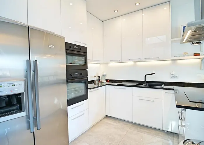 Every Sky Kopernika 3 *