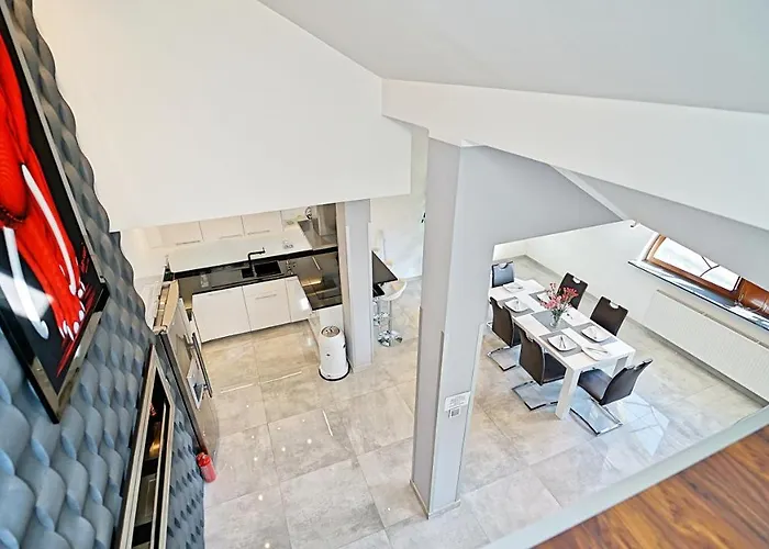 Every Sky Kopernika 3 *